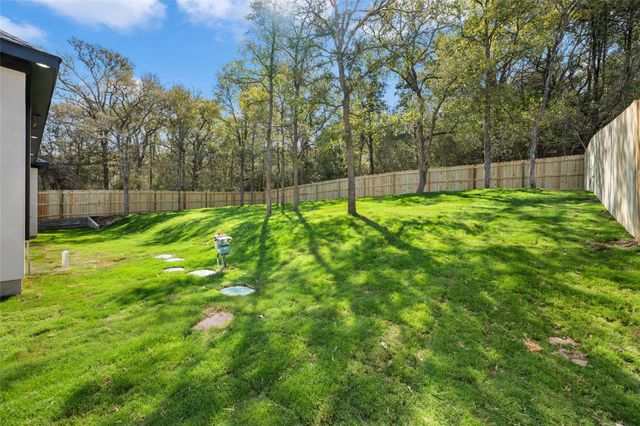 125 Hilea CT, Bastrop, TX 78602