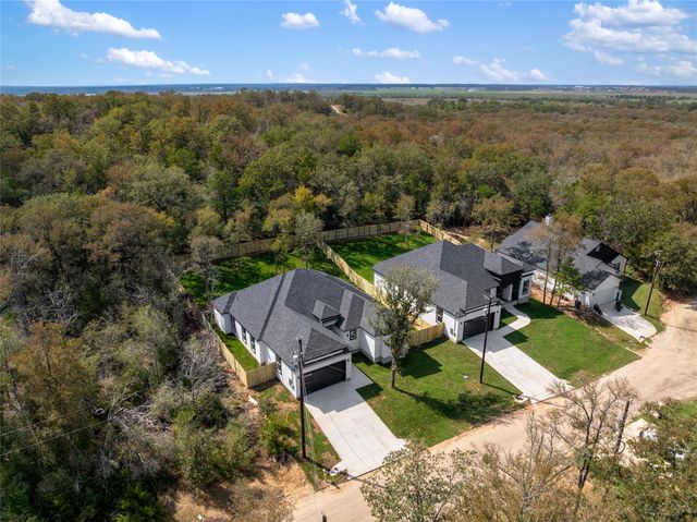 125 Hilea CT, Bastrop, TX 78602