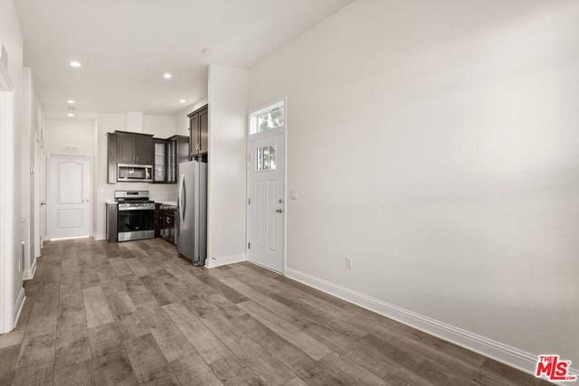 8250 Lankershim Boulevard 109, North Hollywood, CA 91605