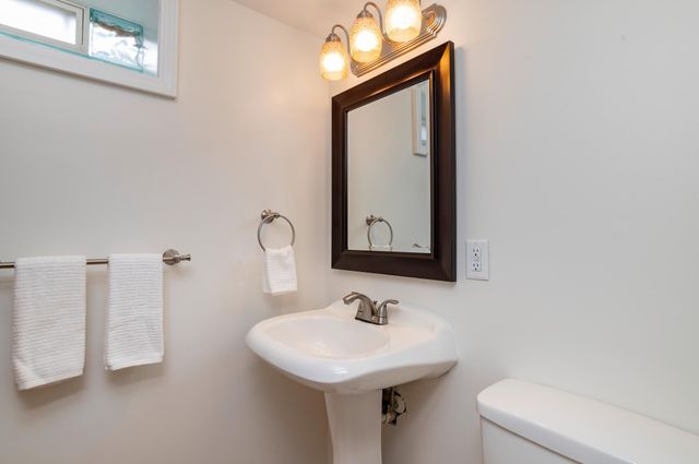 3331 Parkview Boulevard, Robbinsdale, MN 55422