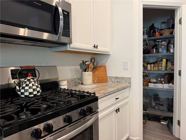 3046 Stockholm Way, Suwanee, GA 30024