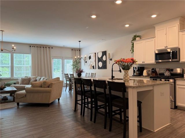3046 Stockholm Way, Suwanee, GA 30024