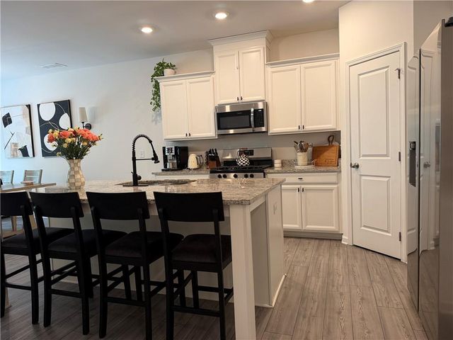 3046 Stockholm Way, Suwanee, GA 30024