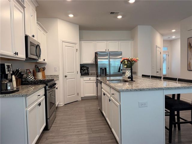 3046 Stockholm Way, Suwanee, GA 30024
