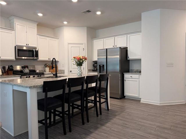 3046 Stockholm Way, Suwanee, GA 30024