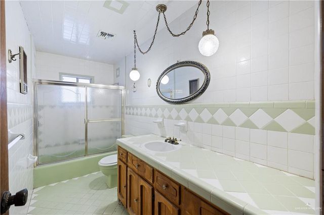 700 N East Street, Rio Grande City, TX 78582