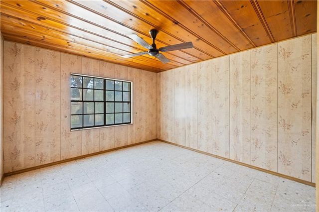 700 N East Street, Rio Grande City, TX 78582