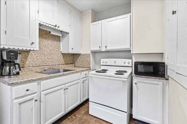 1209 Aberdeen Avenue, Columbus, OH 43211