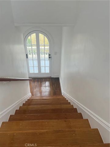 4429 Victoria Park Drive, Los Angeles, CA 90019