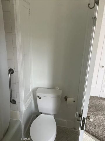 4429 Victoria Park Drive, Los Angeles, CA 90019