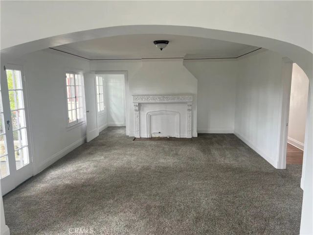 4429 Victoria Park Drive, Los Angeles, CA 90019