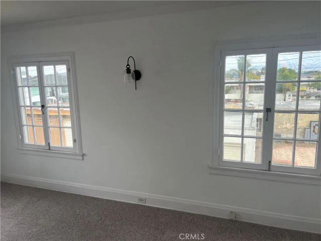 4429 Victoria Park Drive, Los Angeles, CA 90019