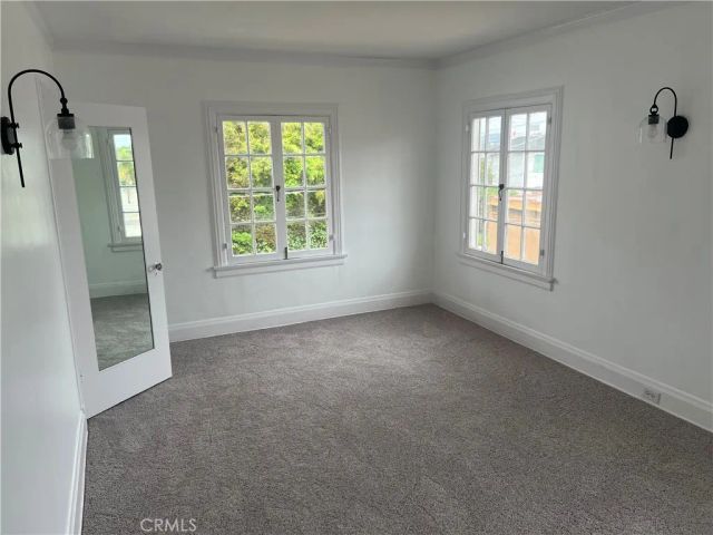 4429 Victoria Park Drive, Los Angeles, CA 90019