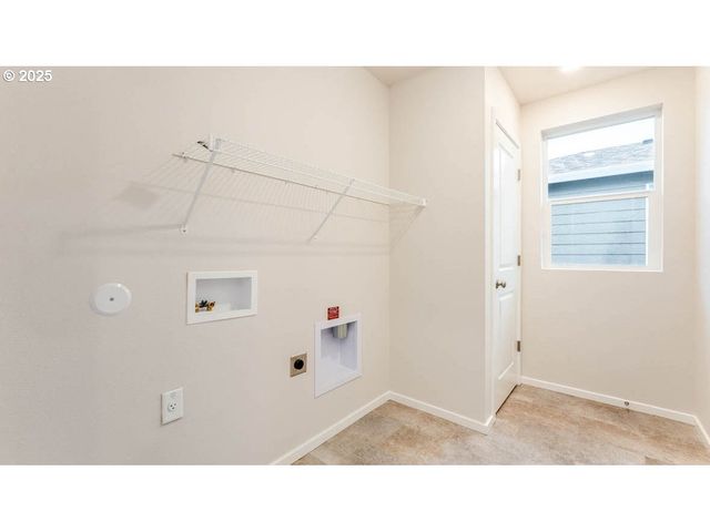 2953 U St, Springfield, OR 97477