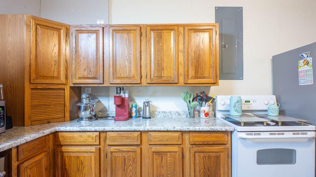 18180 Us 160, Alton, MO 65606