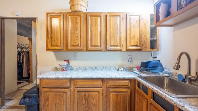 18180 Us 160, Alton, MO 65606