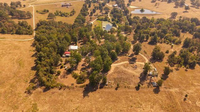 18180 Us 160, Alton, MO 65606