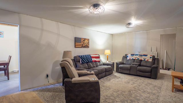 18180 Us 160, Alton, MO 65606