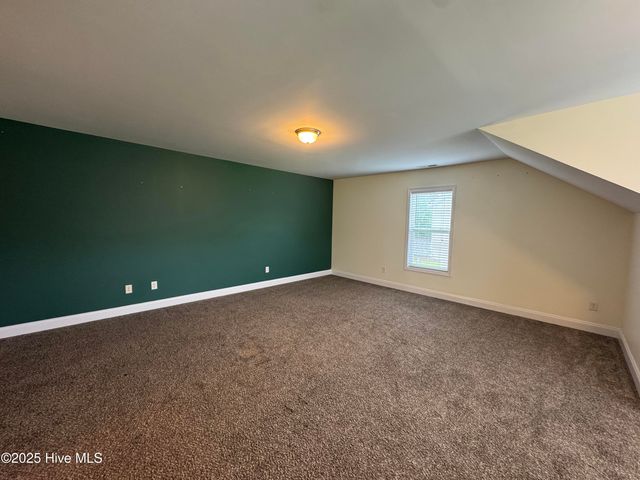 427 Wolfe Lane, Hubert, NC 28539