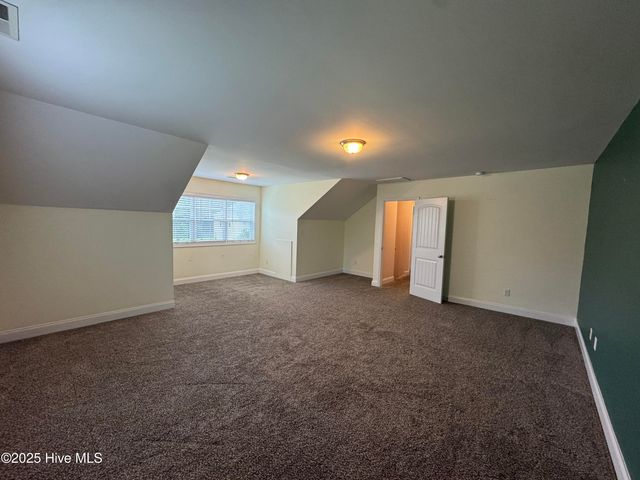 427 Wolfe Lane, Hubert, NC 28539