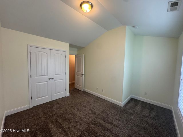427 Wolfe Lane, Hubert, NC 28539