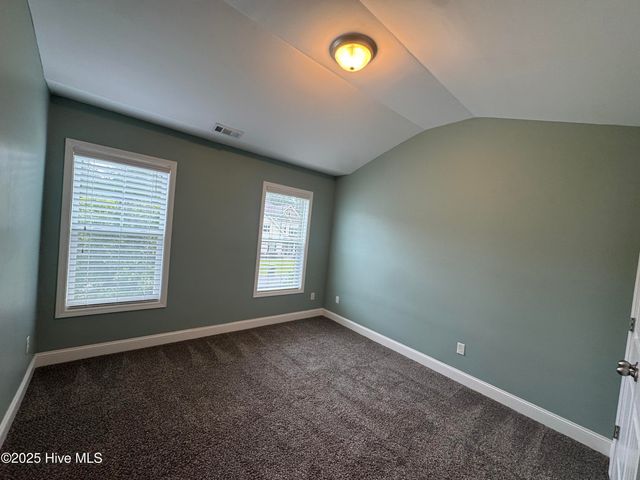 427 Wolfe Lane, Hubert, NC 28539