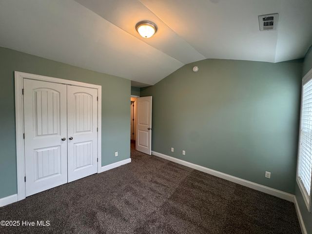 427 Wolfe Lane, Hubert, NC 28539