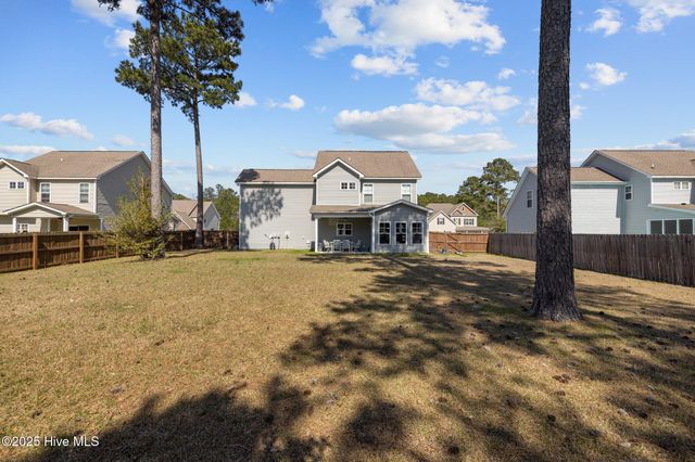 427 Wolfe Lane, Hubert, NC 28539