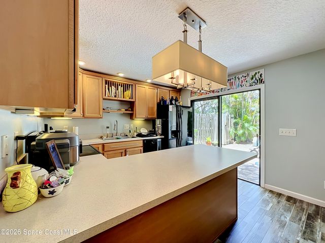 3913 Vista Oaks Circle NE, Palm Bay, FL 32905