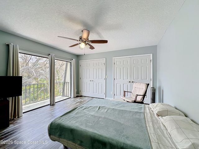 3913 Vista Oaks Circle NE, Palm Bay, FL 32905