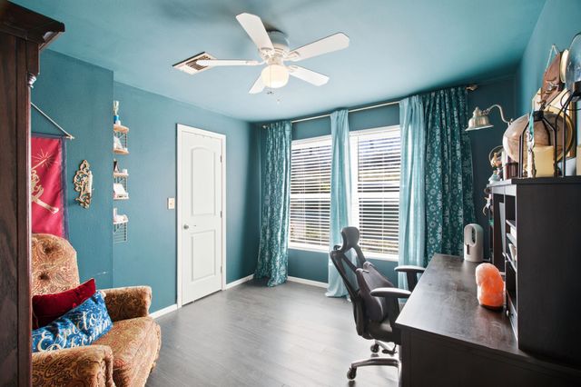 1001 N Carroll Boulevard, Denton, TX 76201