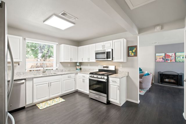 1001 N Carroll Boulevard, Denton, TX 76201