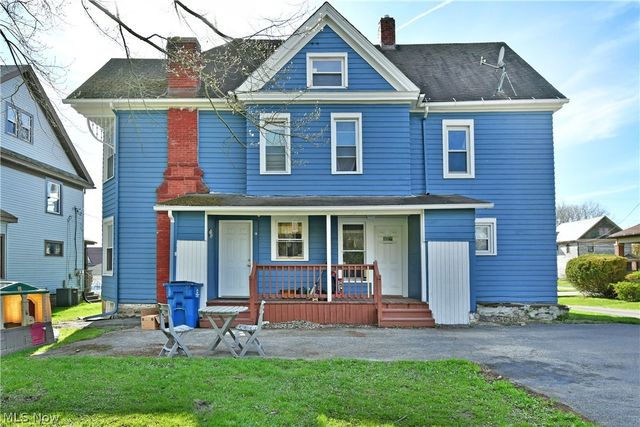 23 Hartzell Avenue, Niles, OH 44446