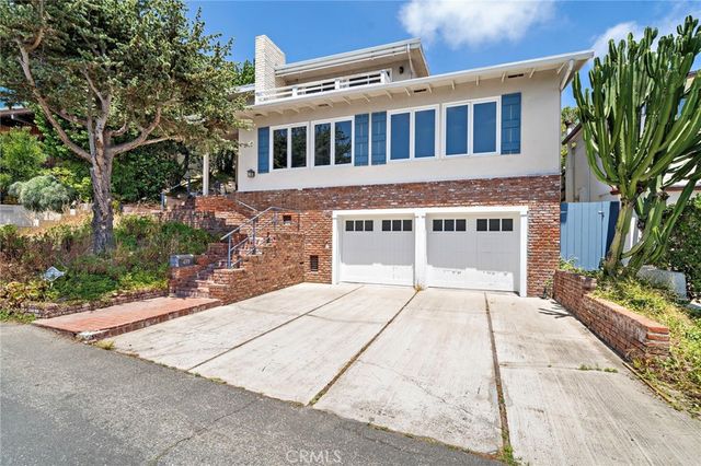 459 Hilledge Drive, Laguna Beach, CA 92651
