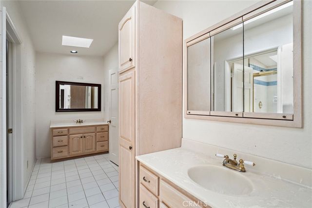 459 Hilledge Drive, Laguna Beach, CA 92651