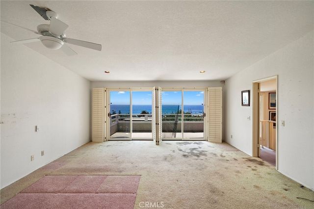 459 Hilledge Drive, Laguna Beach, CA 92651