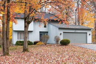 6817 Jayhawk Circle, Lysander, NY 13027