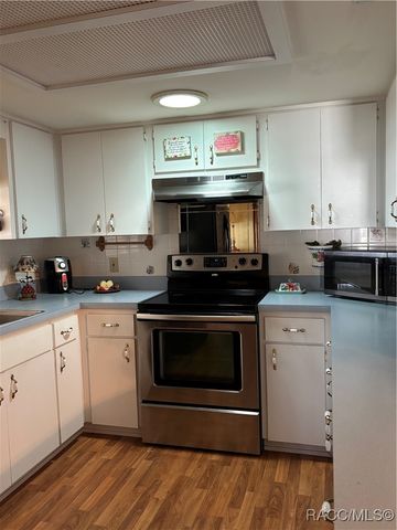 5389 S Bob White Drive, Homosassa, FL 34446