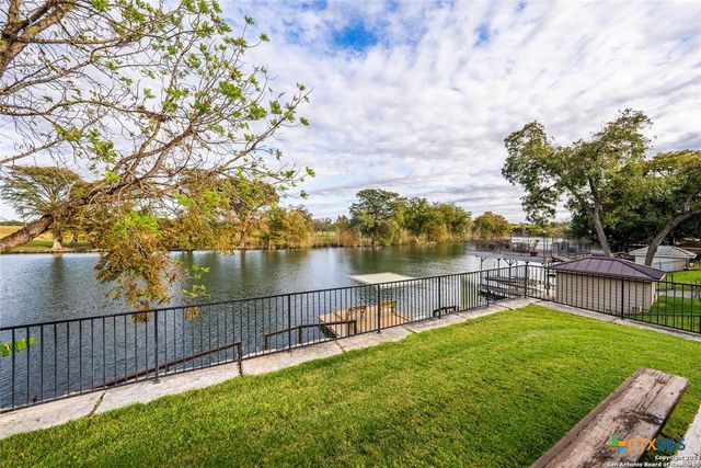 2277 S Abbey Loop, New Braunfels, TX 78130