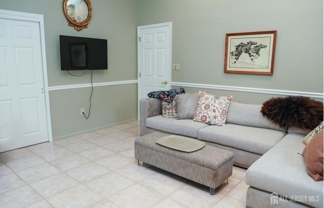 100 Chichester Road, Monroe, NJ 08831