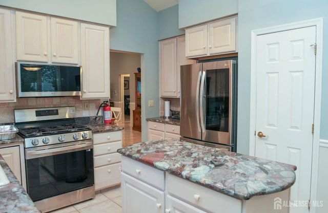 100 Chichester Road, Monroe, NJ 08831