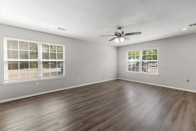 1428 W Netherland Way 1 & 3, Fayetteville, AR 72701