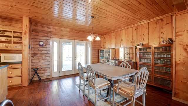 1492 Vz County Road 3504, Wills Point, TX 75169