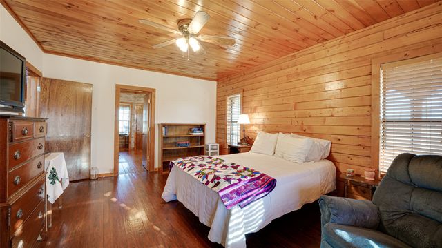 1492 Vz County Road 3504, Wills Point, TX 75169