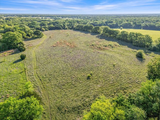 1492 Vz County Road 3504, Wills Point, TX 75169