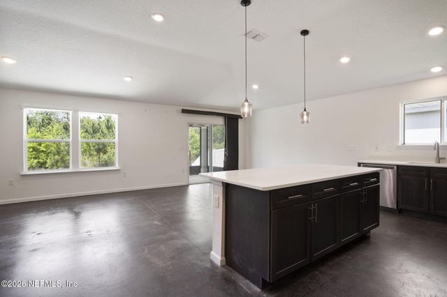 12320 GILLESPIE Avenue, Jacksonville, FL 32218
