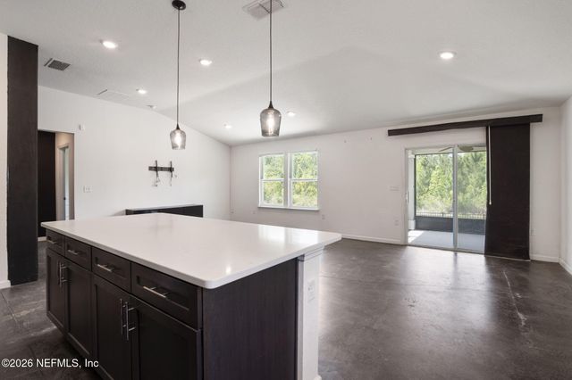 12320 GILLESPIE Avenue, Jacksonville, FL 32218