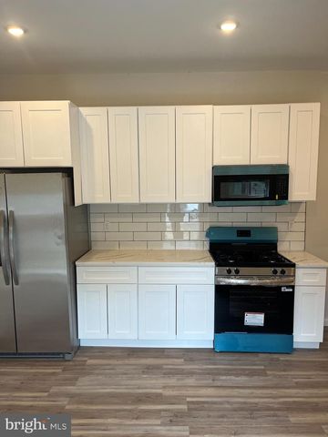 2600 E HOFFMAN ST, Baltimore, MD 21213