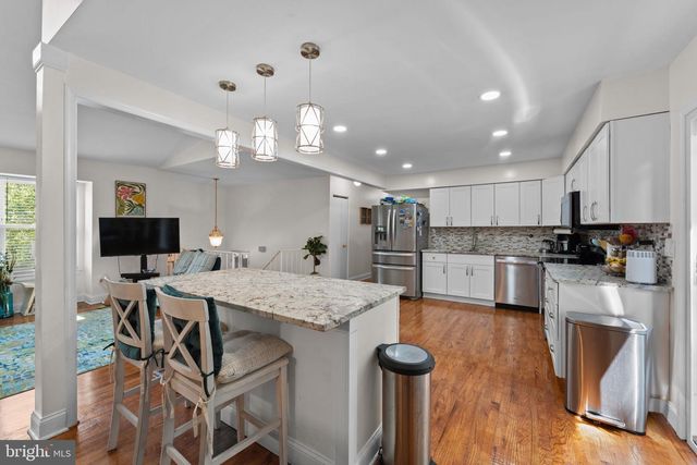 903 CASCADE DR, Fort Washington, MD 20744