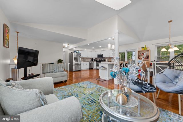 903 CASCADE DR, Fort Washington, MD 20744